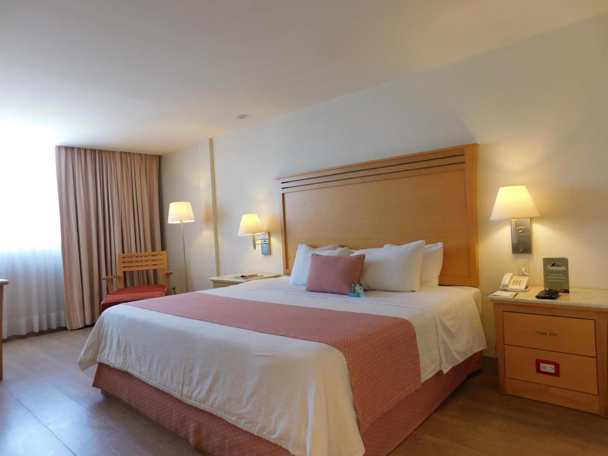 Hotel Palacio Azteca Tijuana Buitenkant foto